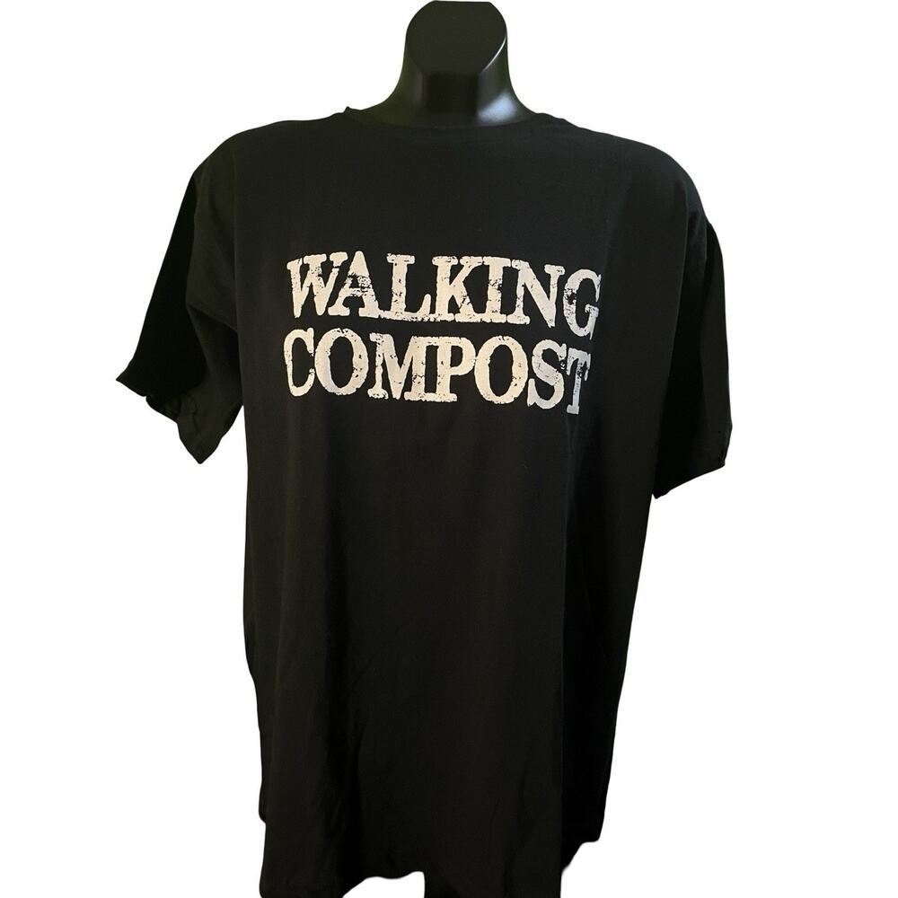 Walking Compost Graphic T-Shirt Black XL Funny Eco Organic Gardener Tee